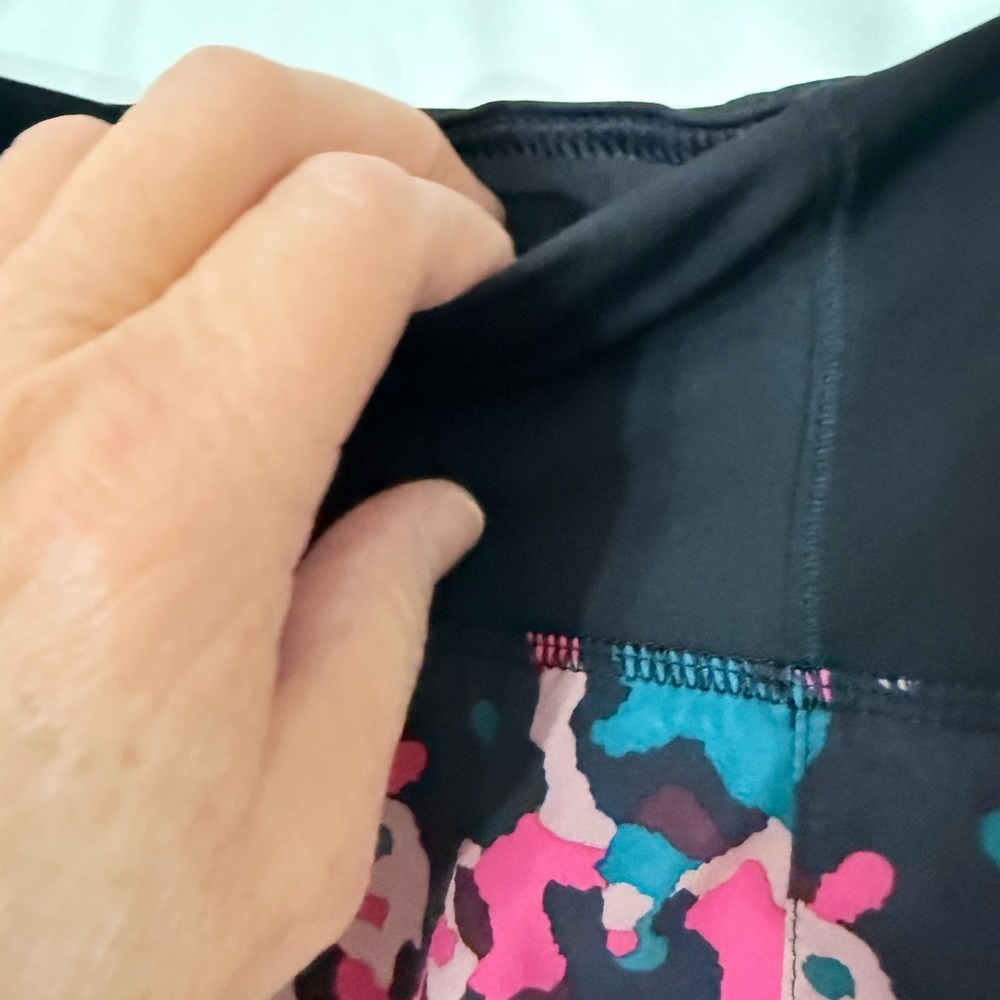 Athleta Running Free Colorful Camo Pattern With Black Waistband And Pockets - Picture 3 of 8
